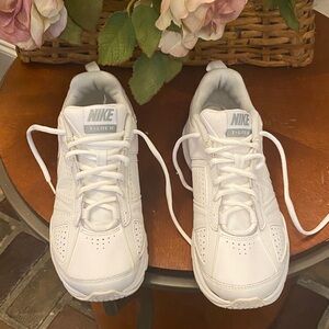 Nike Leather Women White and Gray Sneakers